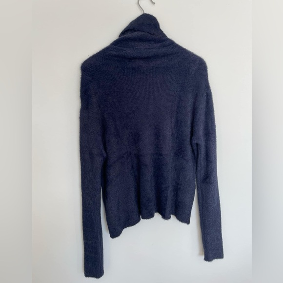 M Made in Italy Blue Cozy Turtleneck Knit Sweater Women’s L Soft Minimalist - Picture 3 of 5